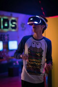 Read more about the article Exploring New Realities: Dive into the virtual world with VR!